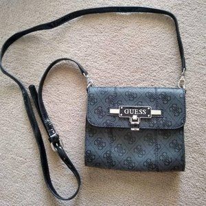 Guess handbag / purse with strap